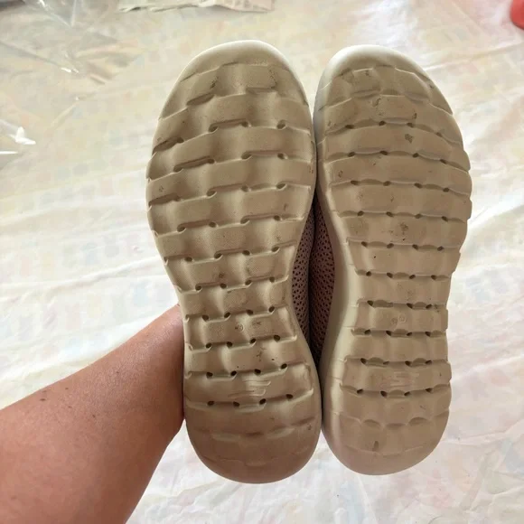 Skechers Go Walk Goga Max Gen 5 Mesh Slip-ons Sandy Beige SZ 7.5 Worn 1X - Picture 8 of 16